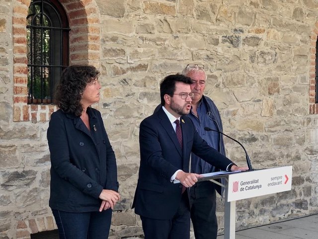 El president Pere Aragonès i la consellera Teresa Jordà a Mollerussa (Lleida)