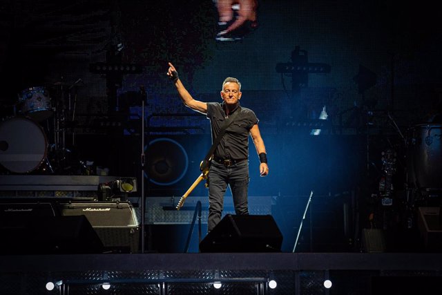 El cantant Bruce Springsteen a l'Estadi Olímpic de Barcelona en l'inici de la seva gira per Europa