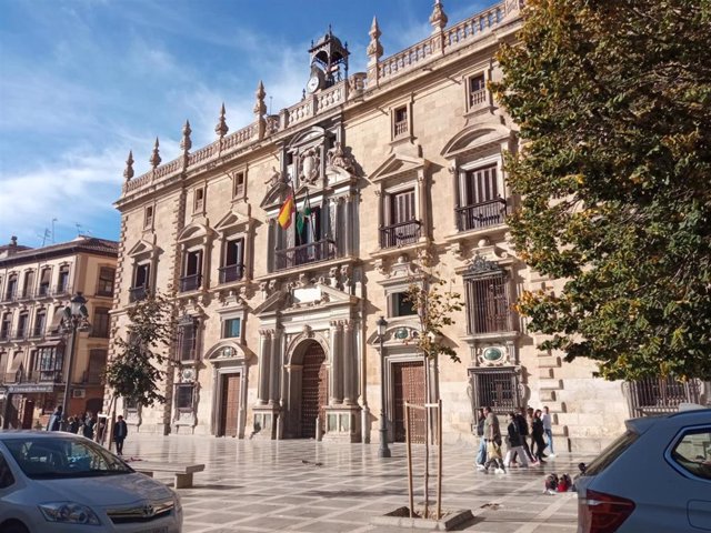 Archivo - Sede del TSJA en Granada.