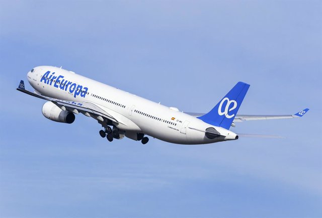 Archivo - Avión A330 de Air Europa