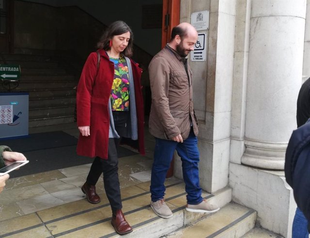 Archivo - La expresidenta de Emaya, Neus Truyol, saliendo del juzgado tras declarar por la investigación sobre los vertidos de aguas fecales a la Bahía de Palma, a 14 de febrero de 2020.