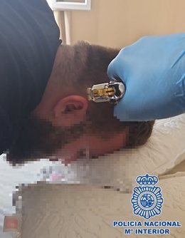 La Policía Nacional resuelve el secuestro de un gestor de carteras de criptomonedas retenido en una villa de lujo en Benalmádena