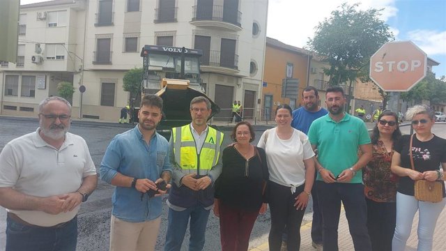 Visita a las obras en la A-6000