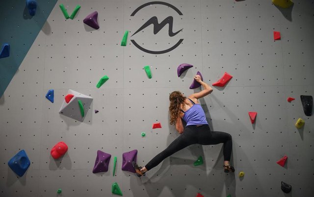 Archivo - Imagen de un rocódromo.