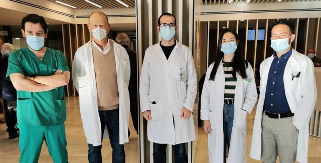 Equipo del Valme premiado por el abordaje que hace para el diagnóstico del cáncer de tiroides.