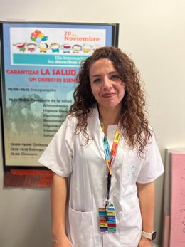 Una enfermera del centro de salud La Roca, ganadora de Concurso de fotografía del Día de la Higiene de Manos