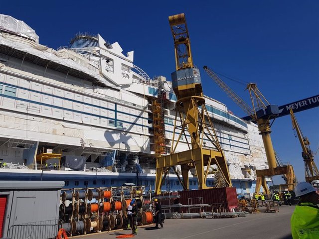 El Icon of the Seas de Royal Caribbean se prepara para las pruebas en el mar en junio