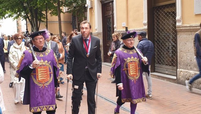 El alcalde de Valladolid, Óscar Puente, este sábado durante la procesión con motivo del patrón de la ciudad, San Pedro Regalado