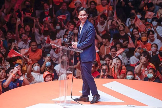 El líder del partido tailandés Avanzar, Pita Limjaroenrat