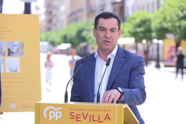 El presidente del PP andaluz, Juanma Moreno, interviene en el acto, a 9 de mayo de 2023, en Sevilla, (Andalucía, España). (Foto de archivo).