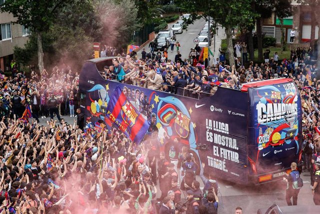 FC Barcelona mens and women teams celebrates the La Liga 2022 - 2023 championship during a route by the streets of Barcelona city on May 15th, 2023 in Barcelona, Spain..