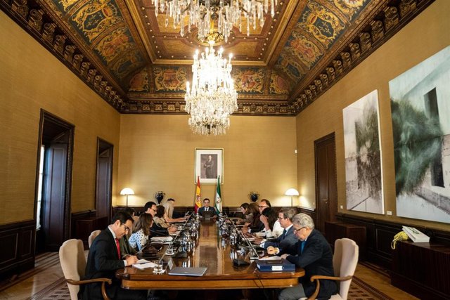 Reunión del Consejo de Gobierno andaluz presidido por Juanma Moreno. (Foto de archivo).