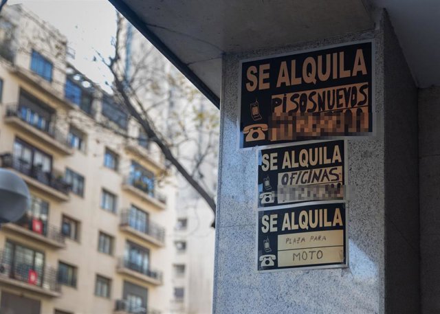 Carteles de 'Se alquila'. 