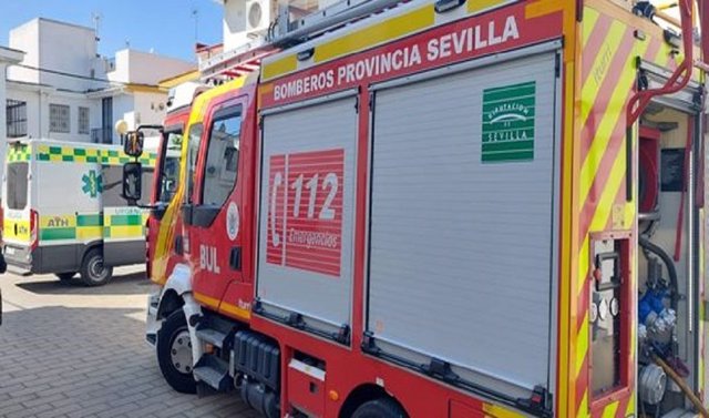 Archivo - Camión de bomberos de la provincia de Sevilla