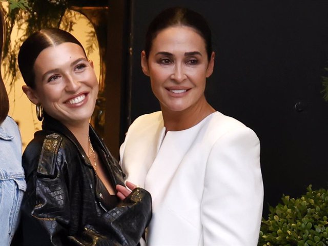 Alba Díaz ha reaparecido en la presentación de la nueva colección de vestidos de novia de su madre, Vicky Martín Berrocal