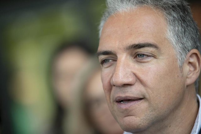 El coordinador del PP, Elías Bendodo, en su visita a Ciudad Real