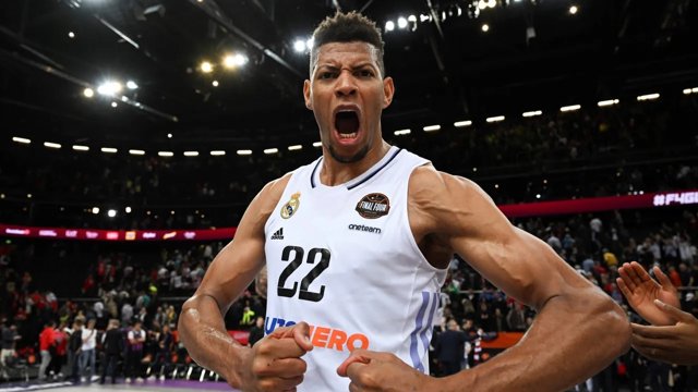 Walter Tavares