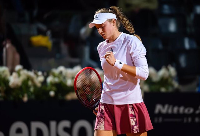 La tenista Elena Rybakina, durante un partido en Roma.