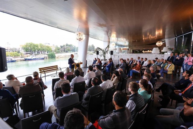 El candidato del PP a la Alcaldía de Sevilla, José Luis Sanz.
