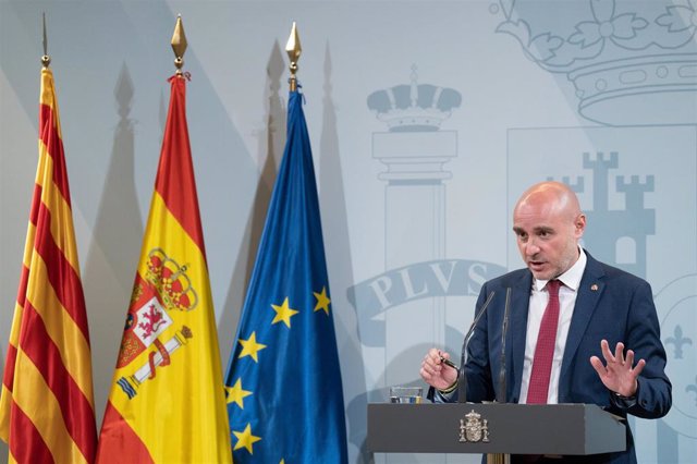 El delegado del Gobierno en Catalunya, Carlos Prieto, en una rueda de prensa