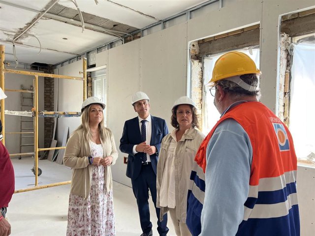 Visita a las obras del centro de salud.