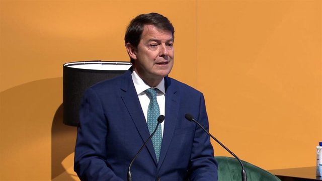 El presidente de la Junta de Castilla y León, Alfonso Fernández Mañueco, interviene en la Cumbre Mundial de Mediación Empresarial.