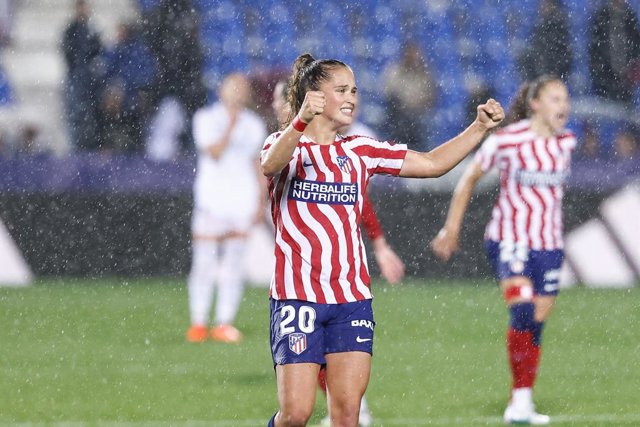 Andrea Medina celebra el 2-2 de l'Atlètic de Madrid contra el Reial Madrid en la final de la Copa de la Reina 2022-2023