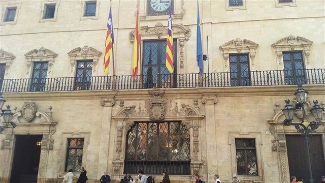 Archivo - Foto de recurso de la fachada del Ayuntamiento