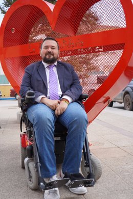 El candidato del PSOE en La Roda, Juan Ramón Amores