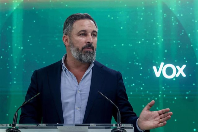 El líder de Vox, Santiago Abascal, en rueda de prensa 