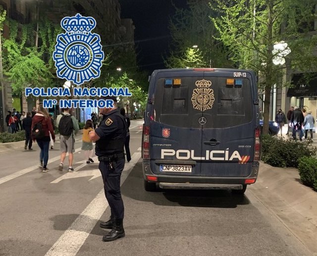 Vehículo de la Policía Nacional.