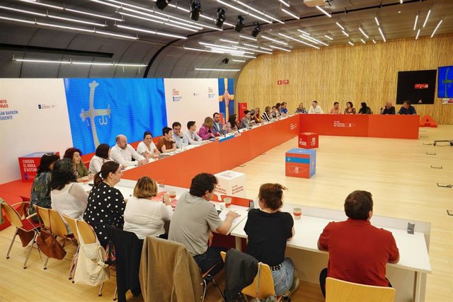 Reunión de la Comisión Ejecutiva Autonómica de la FSA-PSOE.