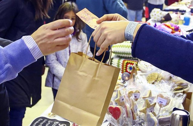 Archivo - Comercio en Las Rozas