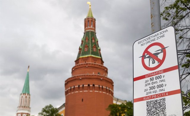 Un senyal de 'Prohibit drons' prop del Kremlin 