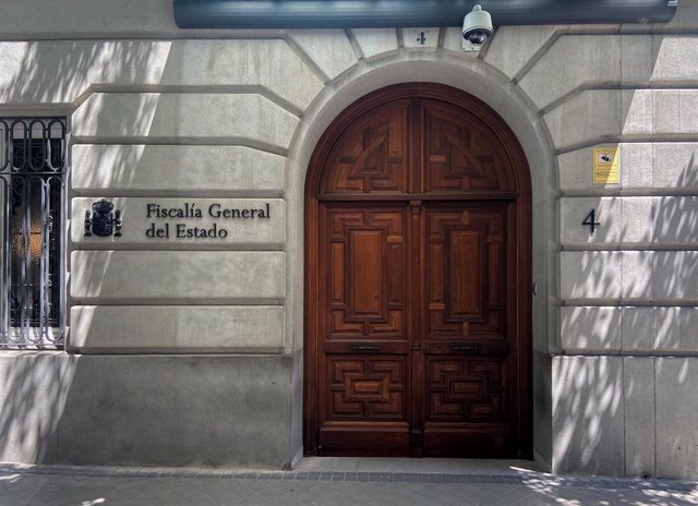 Archivo - Entrada a la sede de la Fiscalía General del Estado, Madrid (España), a 29 de junio de 2020. 