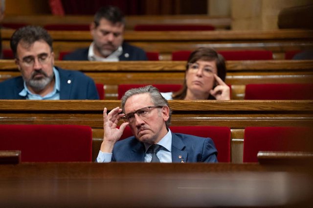 Archivo - El conseller de Economía y Hacienda, Jaume Giró, en el Parlament.