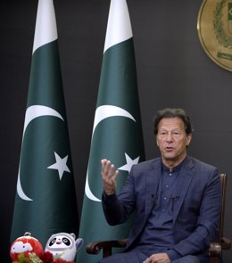 Archivo - El ex primer ministro de Pakistán Imran Jan