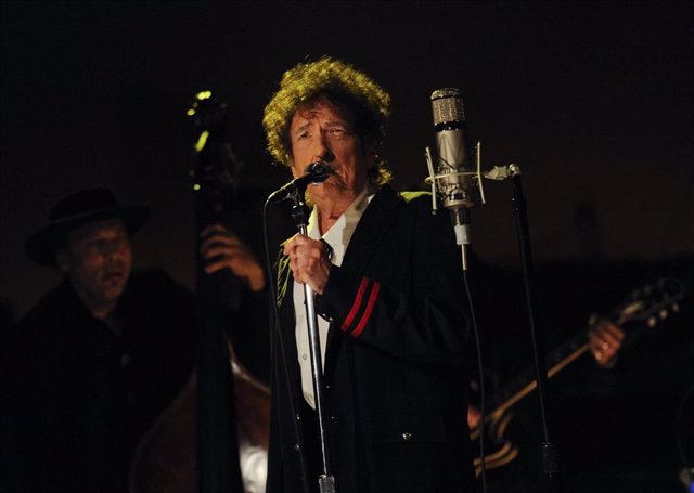 Archivo - Image #: 36981037    Musical guest Bob Dylan performs on the Late Show with David Letterman, Tuesday May 19, 2015 on the CBS Television Network.     Jeffrey R. Staab/CBS /Landov