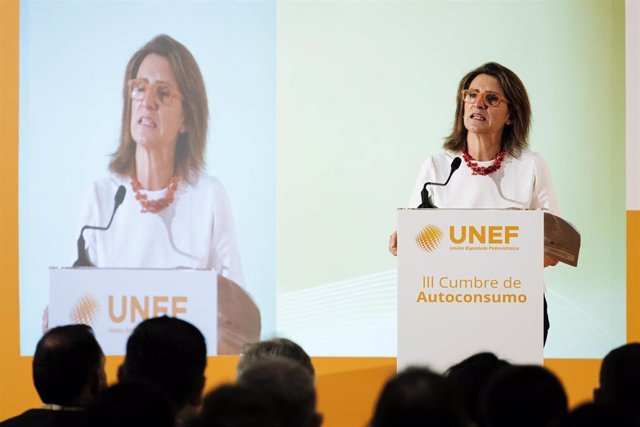 La vicepresidenta tercera del Gobierno y ministra para la Transición Ecológica y el Reto Demográfico, Teresa Ribera, interviene durante la III Cumbre de Autoconsumo y Comunidades Energéticas, en el Hotel Marriot Auditorium de Madrid, a 8 de junio de 2023,