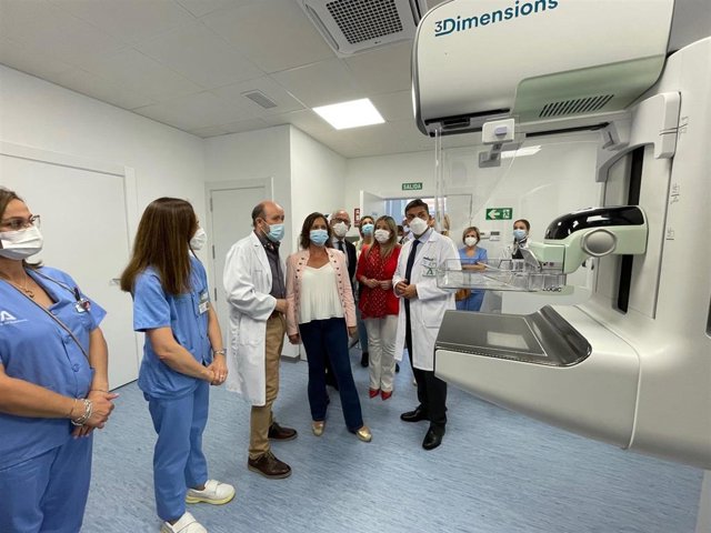 Visita a la Unidad Diagnóstica de Mama del Hospital San Juan de la Cruz.