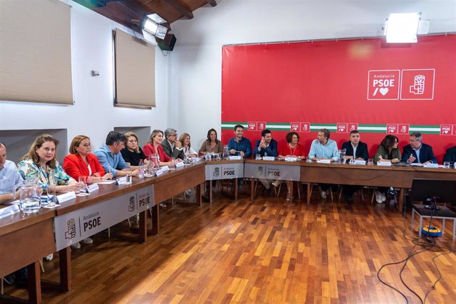Detalle de la reunión de la Comisión Ejecutiva Regional, a 30 de mayo de 2023, en Sevilla (Andalucía, España). (Foto de archivo).