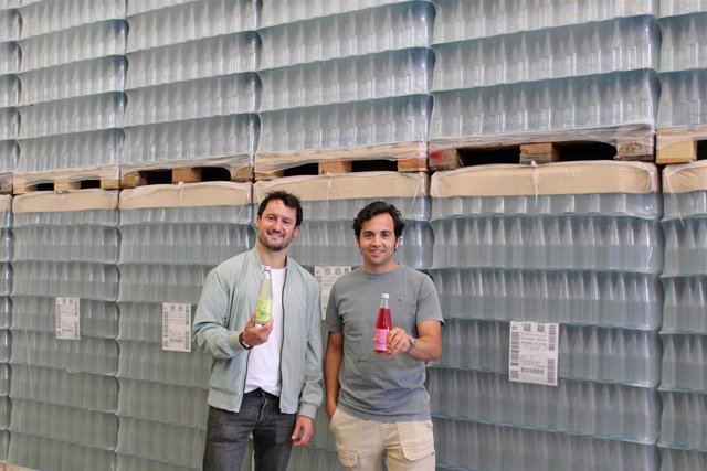 Raúl de Frutos  y Fernando Martín, los CEOs y fundadores de Víver Kombucha.