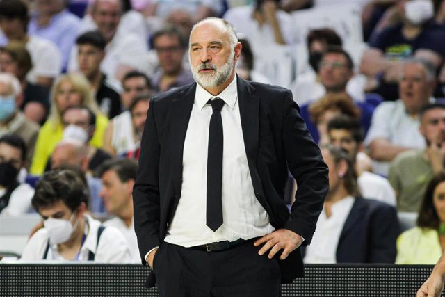 Archivo - Pablo Laso durante un partido del Real Madrid