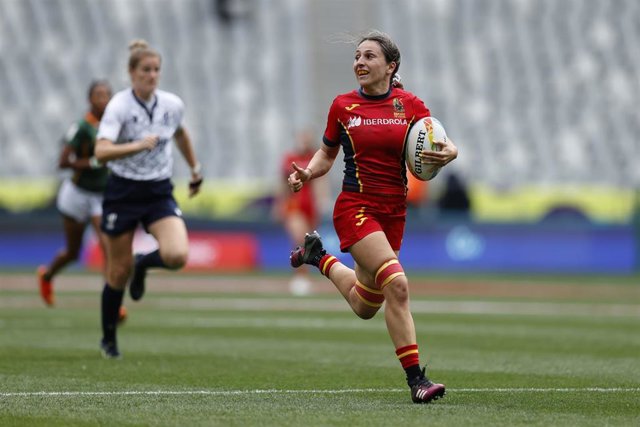 Archivo - Amaia Erbina con la selección española femenina de rugby a siete