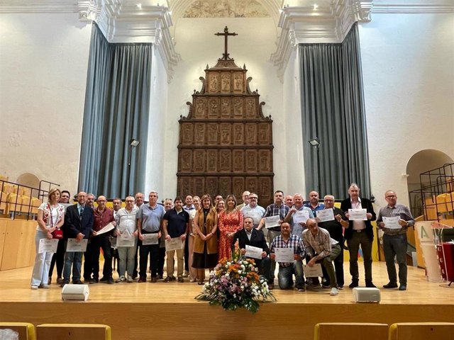 Homenaje a los grandes donantes de componentes sanguíneos