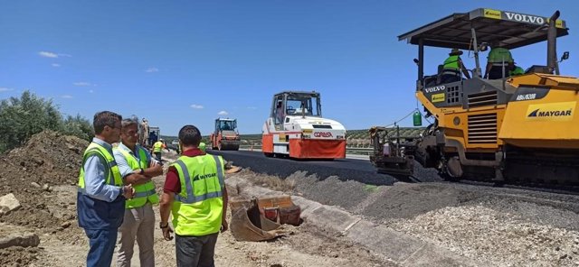 Visita a las obras en la A-306
