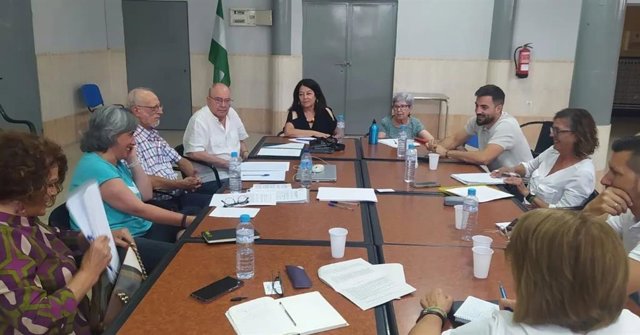 Reunión en el Polígono Sur entre colectivos de barrios desfavorecidos y el PSOE, Por Andalucía y Adelante