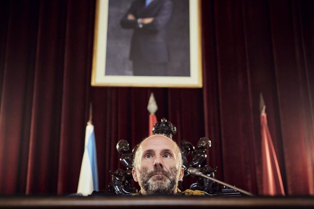 El alcalde de Ourense en funciones, Gonzalo Pérez Jácome, durante una sesión extraordinaria del pleno.
