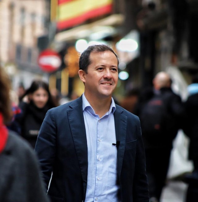 Archivo - Carlos Velázquez