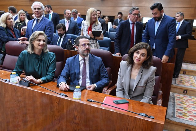 La presidenta de la Comunidad de Madrid, Isabel Díaz Ayuso,  durante el pleno de su investidura, en la Asamblea de Madrid, a 21 de junio de 2023, en Madrid (España). 